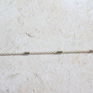 Silver trace chain with cylinder necklace - Carathea
