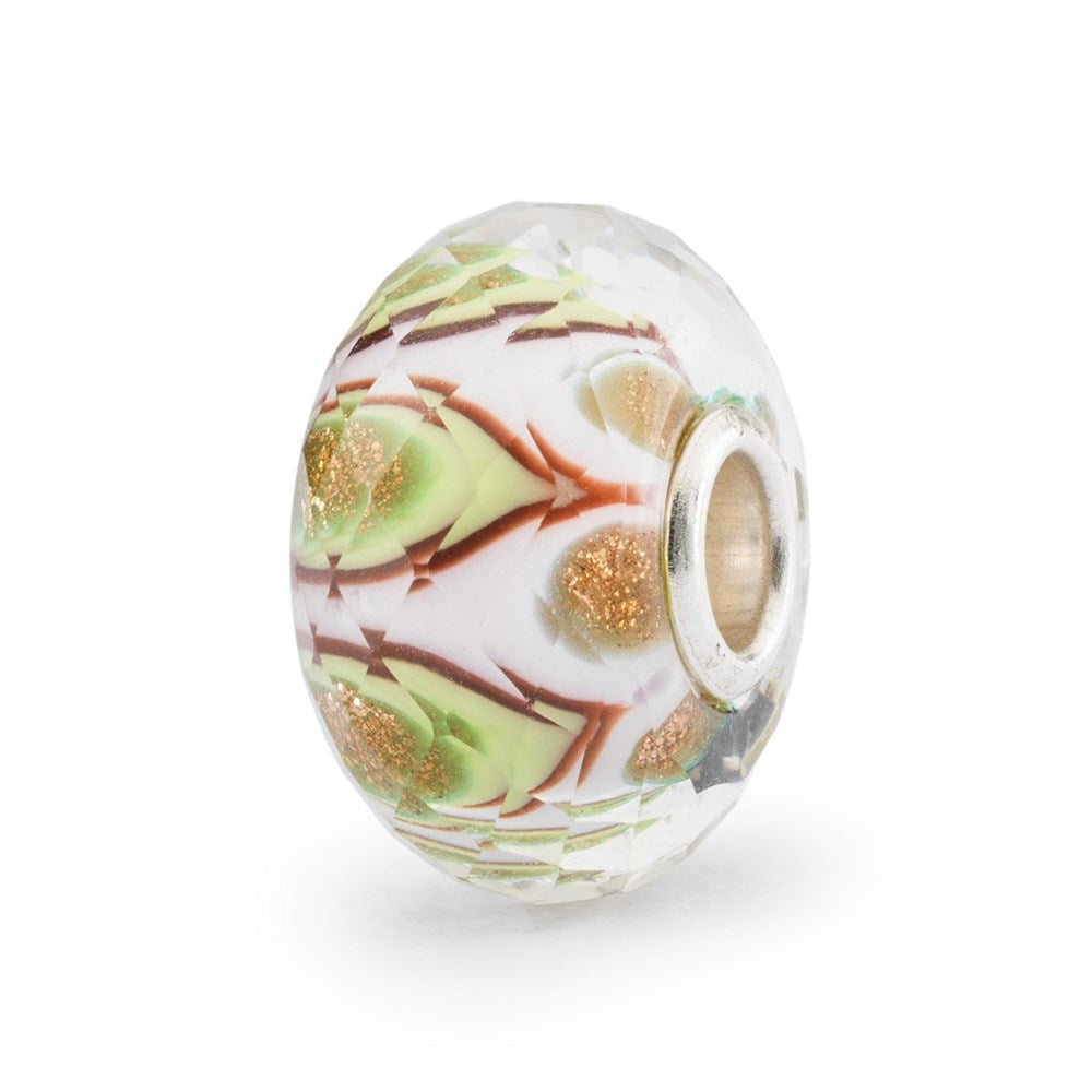 Faceted glass trollbeads in white with green and gold leaves Jewellery Trollbeads Carathea