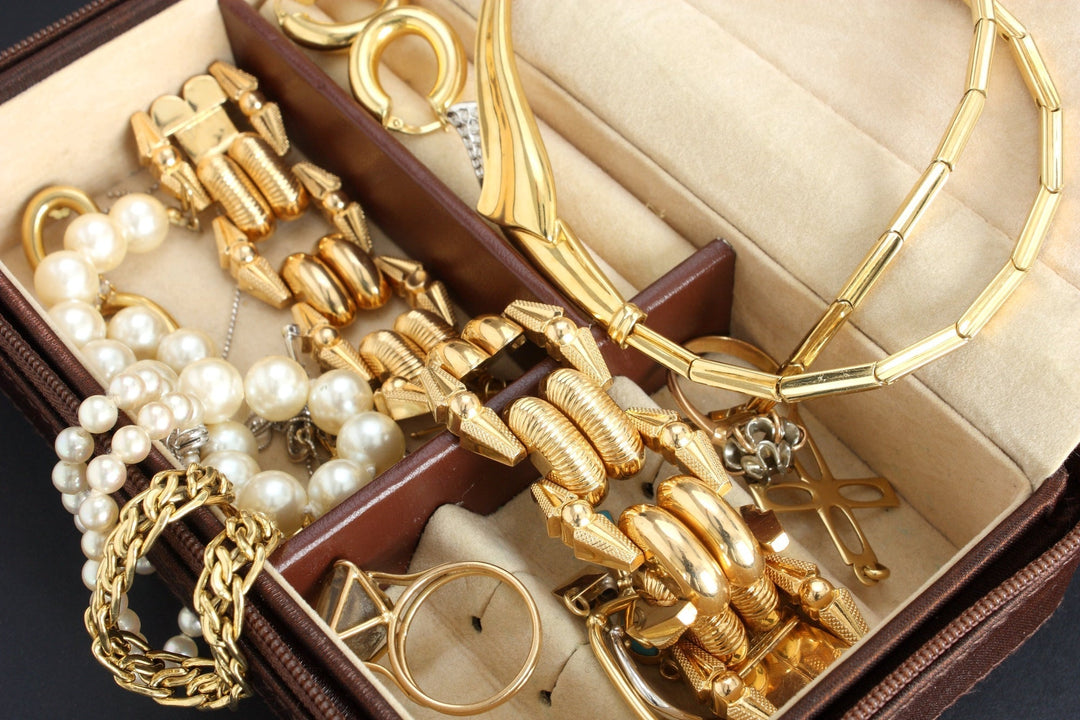 Why is Gold Used in Jewellery? Here are 12 Key Reasons ...