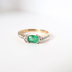 gold emerald and diamond ring - Carathea jewellers