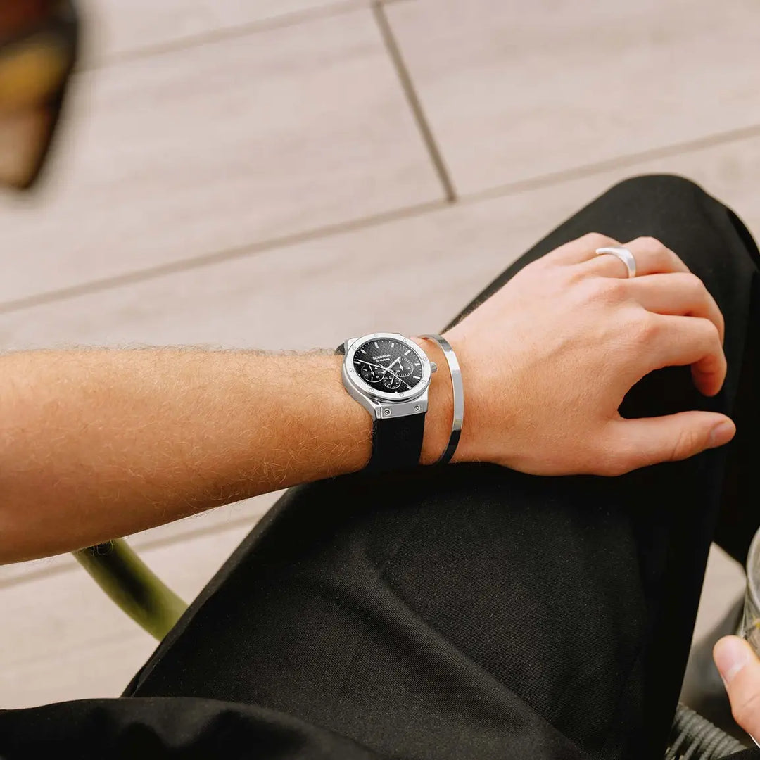 Sekonda Titan watch with a black silicone strap.