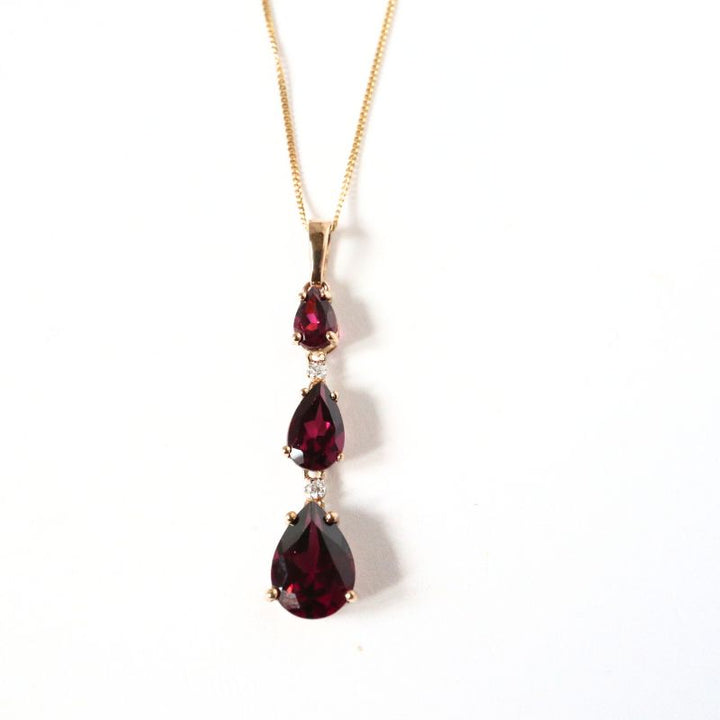 9ct Garnet & Diamond Teardrop Jewellery Carathea