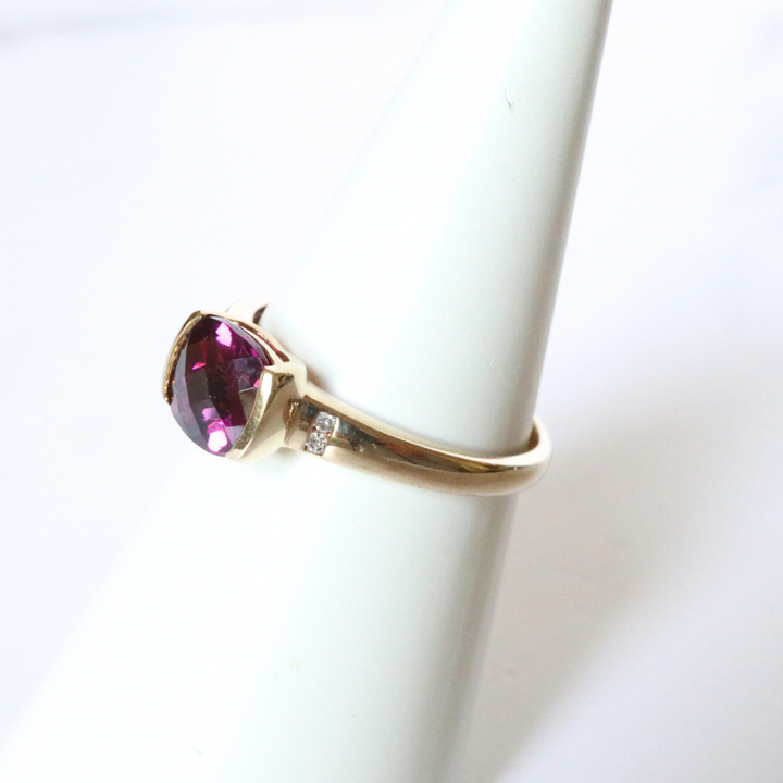 rhodalite garnet and diamond gold ring - Carathea Jewellers