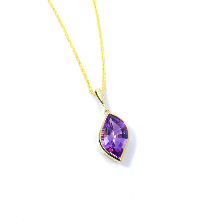 9ct Yellow Gold Purple Amethyst Flame Pendant