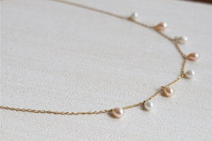 gold necklace with freshwater pearls - Carathea