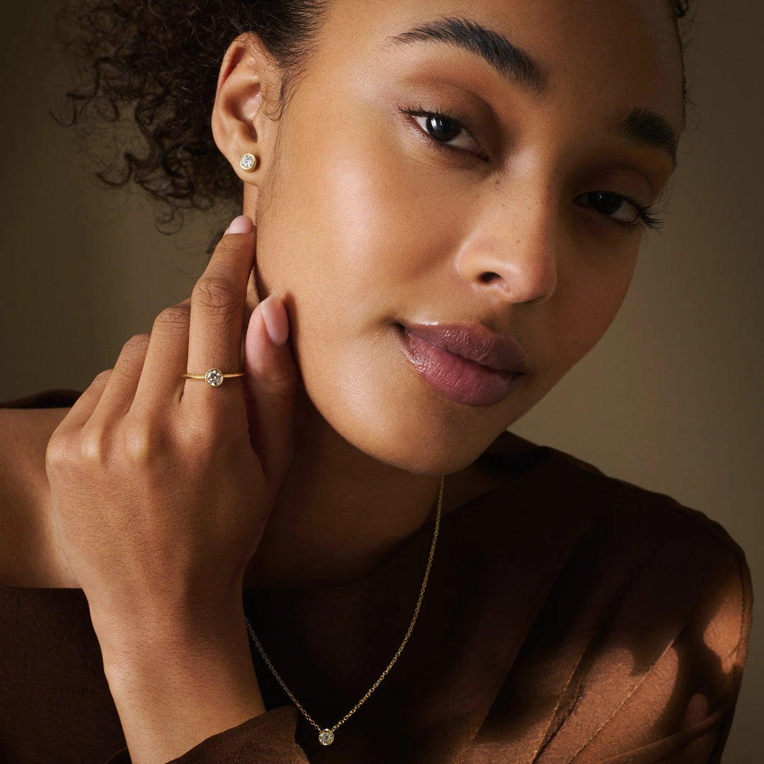 Clogau gold ring with a lab-grown diamond.