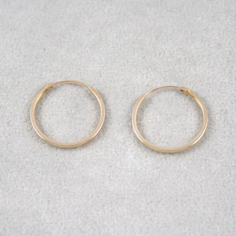 9ct Gold 14 mm Hinged Sleepers