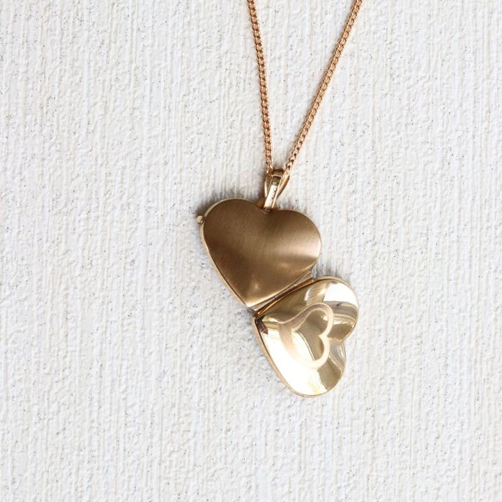 9ct Gold Heart Shaped Locket