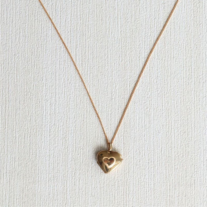 9ct Gold Heart Shaped Locket