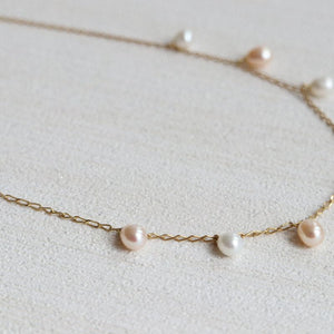 gold necklace with freshwater pearls - Carathea
