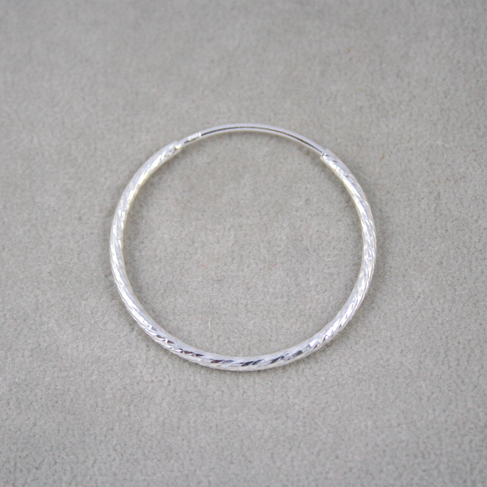 Silver 30 mm Diamond Cut Rope Effect Hoop Earrings