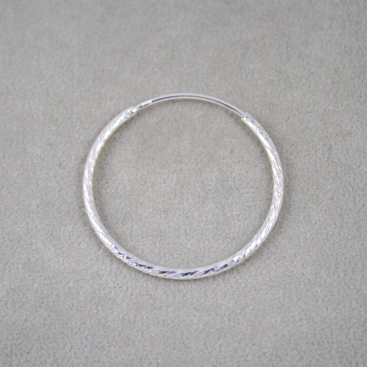 Silver 30 mm Diamond Cut Rope Effect Hoop Earrings