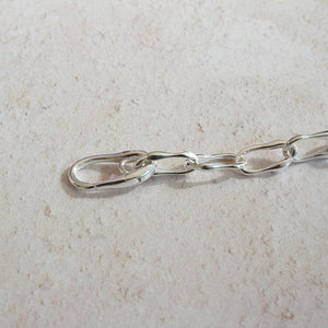 silver organic oval link bracelet | Carathea