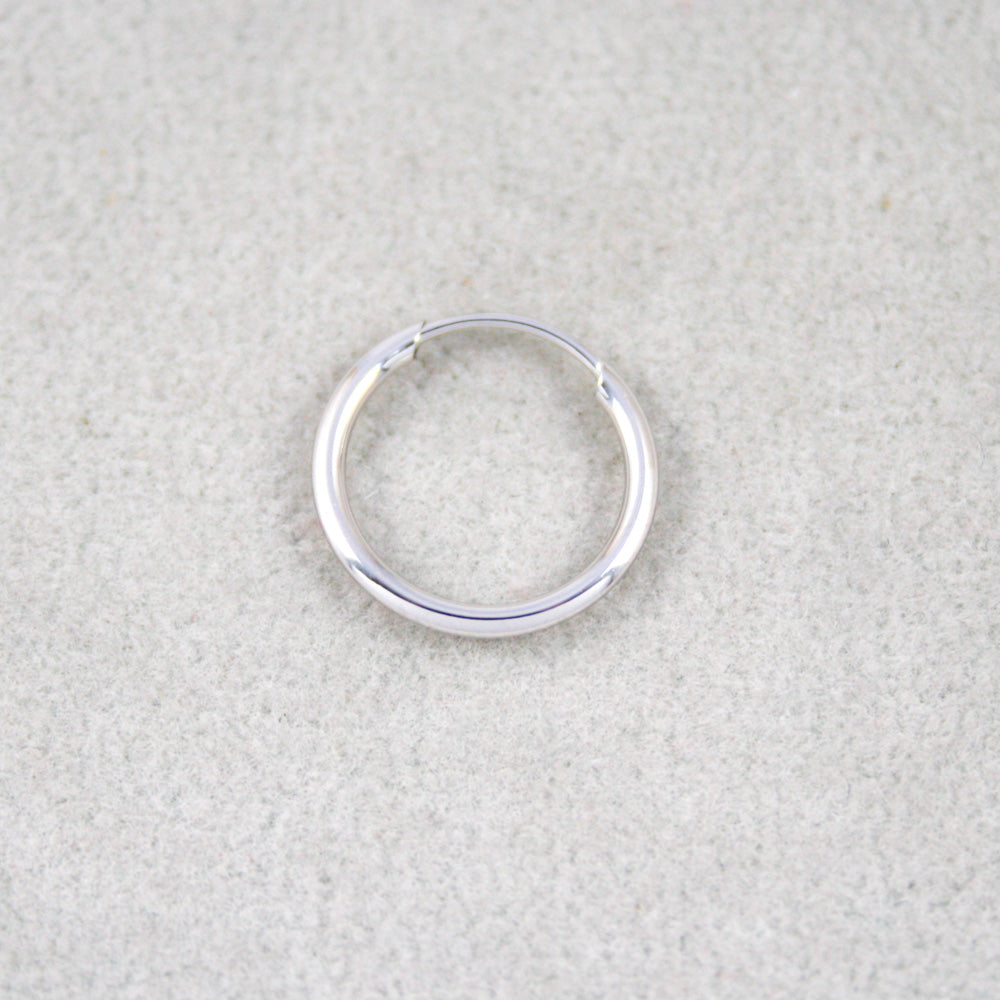 9ct White Gold Sleeper Earrings 10 mm