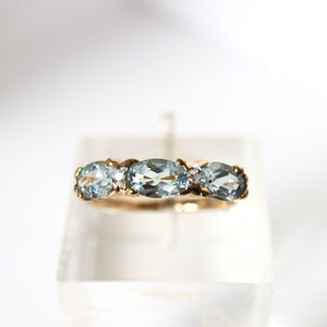 gold ring with aquamarine and diamond - Carathea jewellers