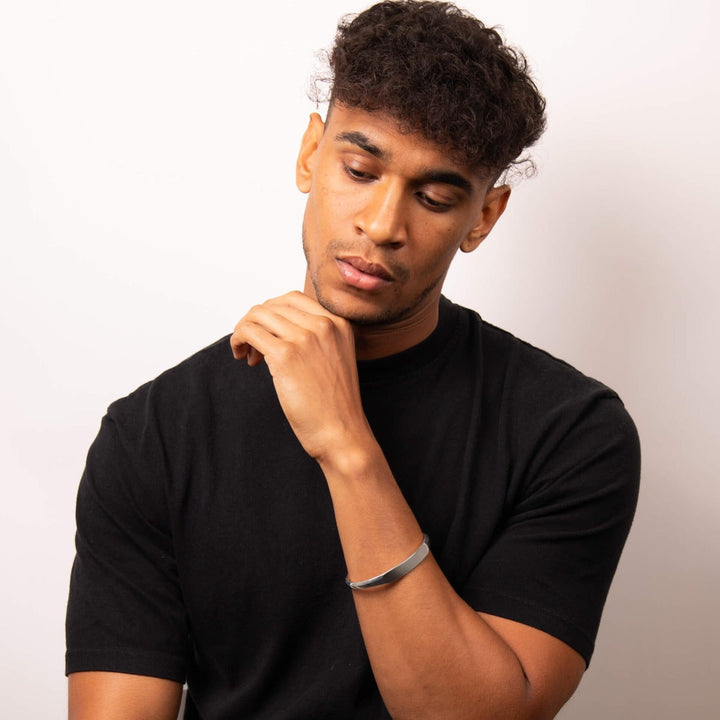 Fred Bennett Silver Men's Bangle with Flat Top Men's Bracelets - Carathea & Jools