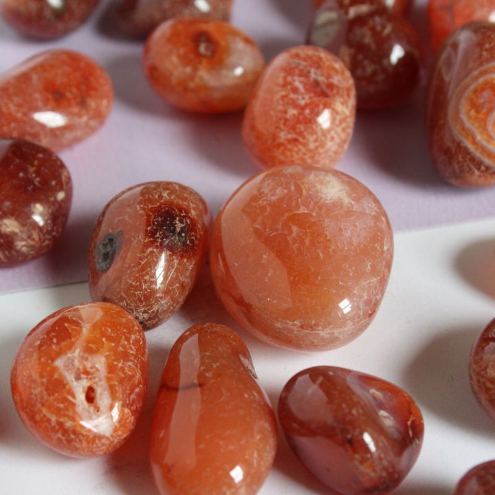 carnelian tumblestone - Carathea