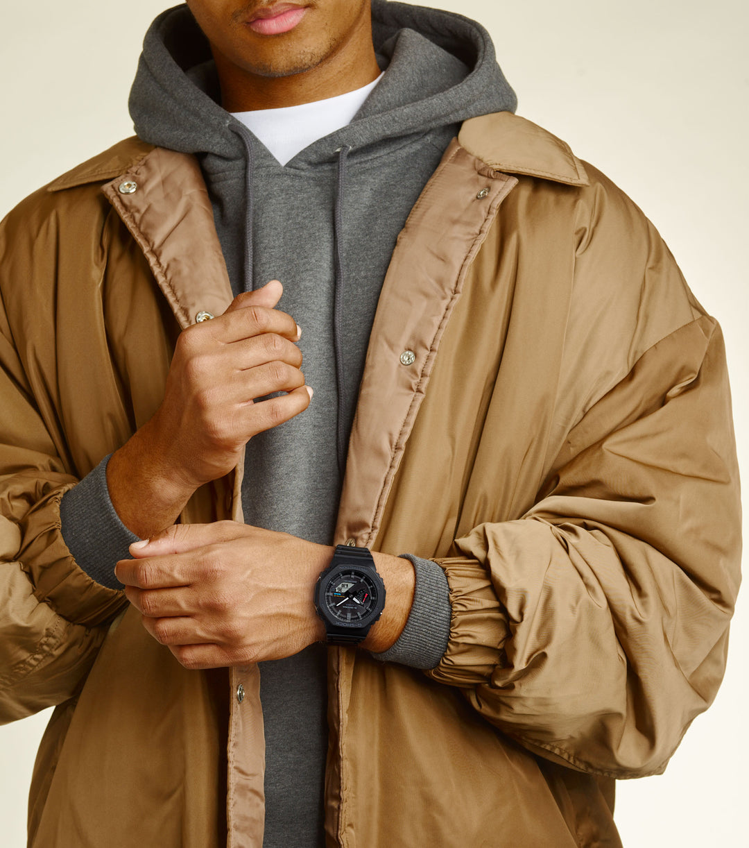 Casio G-Shock in Black with White Hands, Bluetooth &  Light GA-B2100-1AER