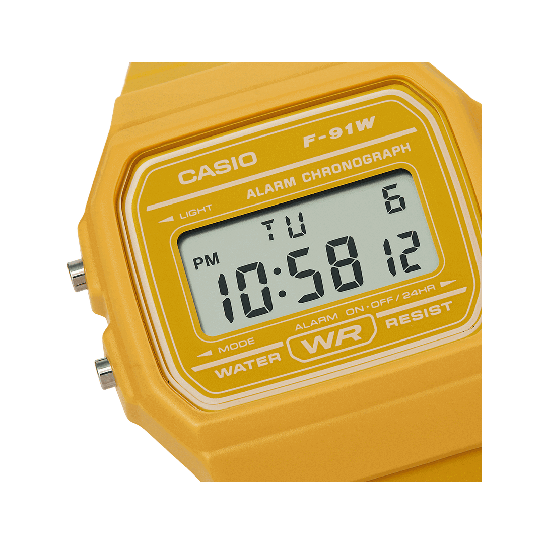 Unsiex Casio Digital watch in Yellow - Carathea