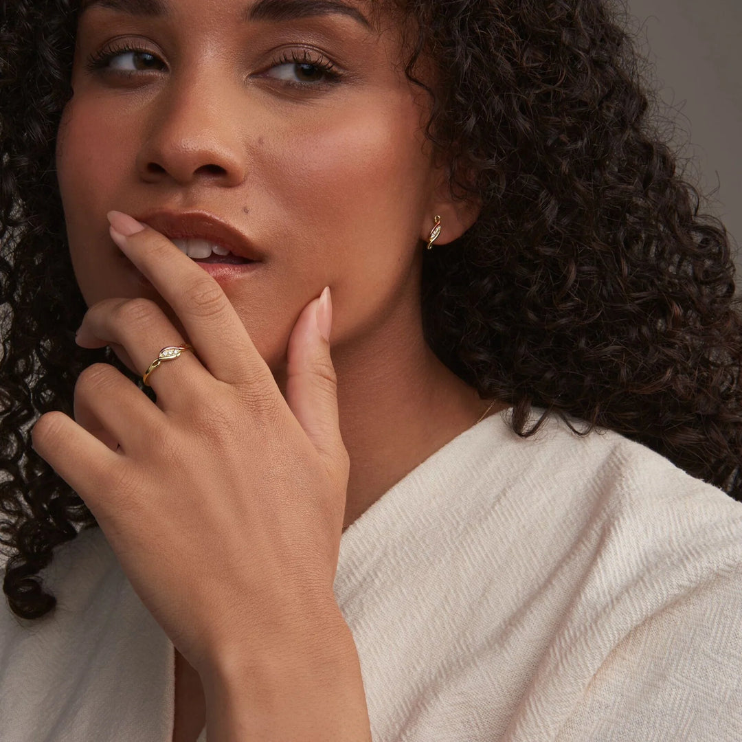 gold and diamond trilogy ring- Carathea jewellers