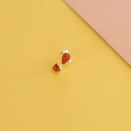 silver cognac amber teardrop stud earrings | Carathea