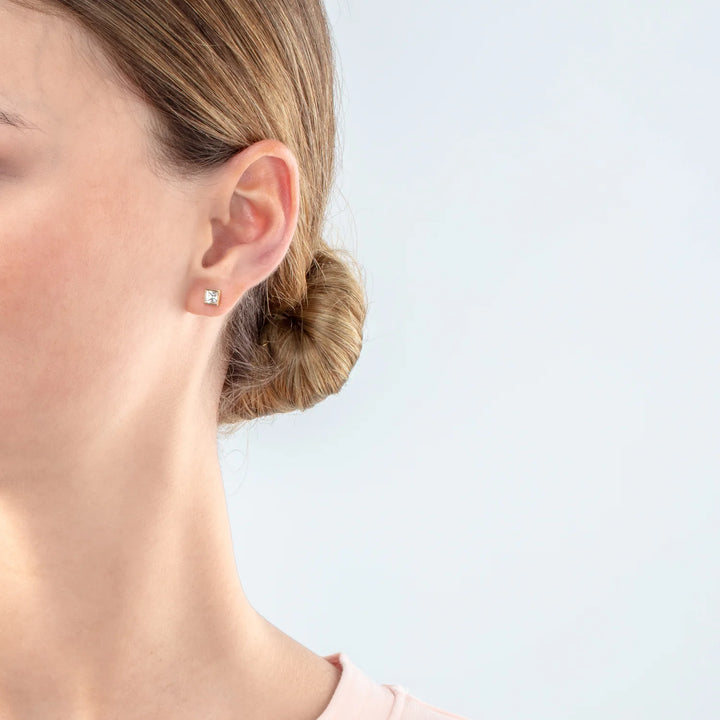 Coeur de Lion Brilliant Square Small Earrings - Various Colours