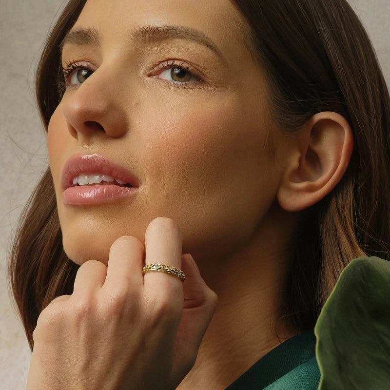 CLOGAU GOLD CELTIC BAND RING - CARATHEA JEWELLERS