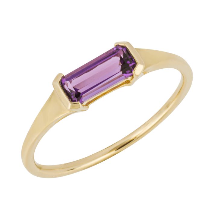 9ct Gold Ring with Elongated Amethyst