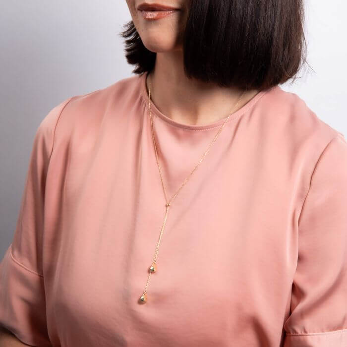 Organic Teardrop Lariat Necklace in 9ct Gold - Necklaces & Pendants at Carathea