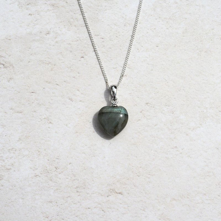 labradorite heart pendant - Carathea