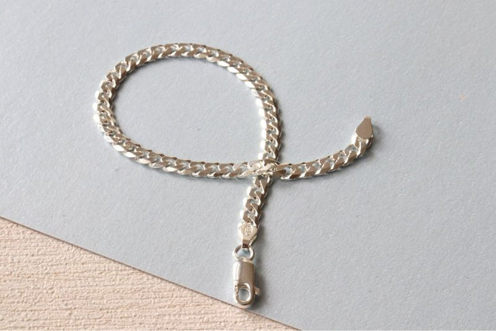 Silver ladies curb bracelet - Carathea