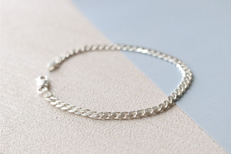 Silver ladies curb bracelet - Carathea