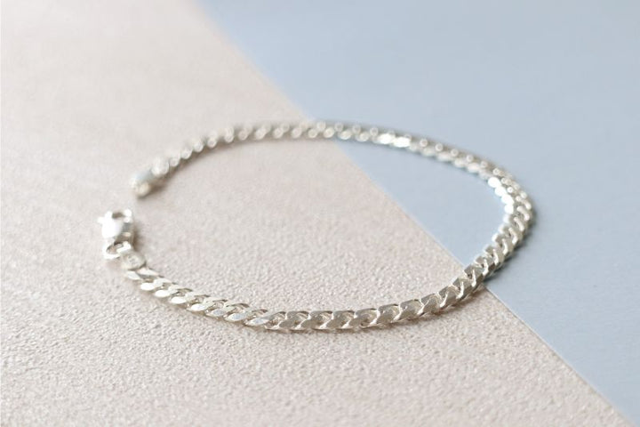 Silver ladies curb bracelet - Carathea