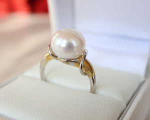 two tone gold ring with large pearl - Carathea jewellers