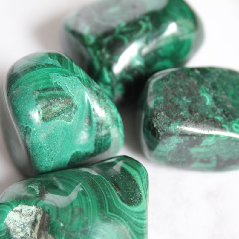 Malachite tumblestones - Carathea