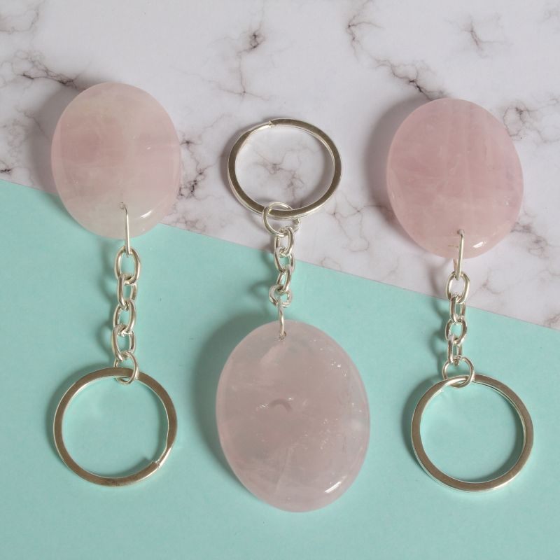rose quartz keyring - Carathea