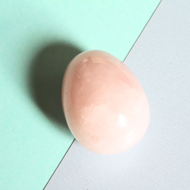 Rose quartz crystal egg - Carathea
