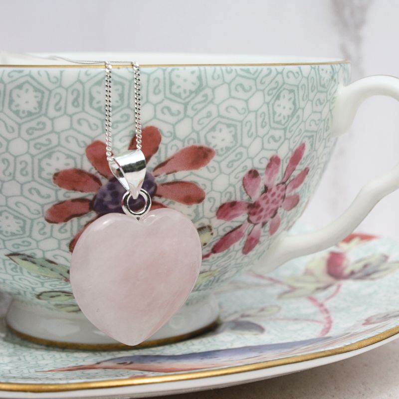 rose quartz heart pendant - Carathea