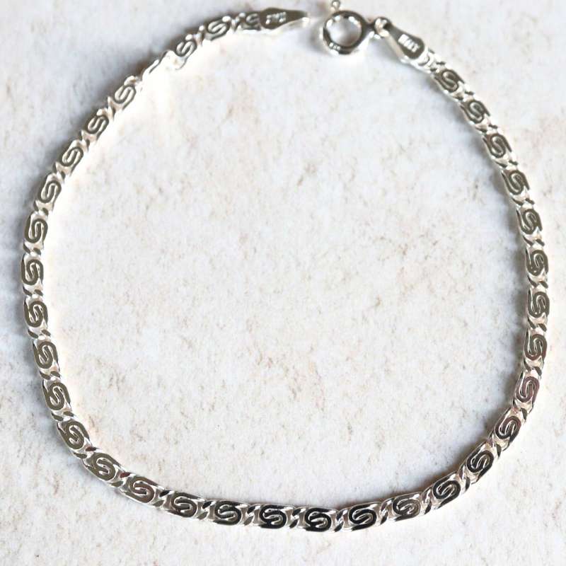 silver bracelet interlocking C links - Carathea jewellers