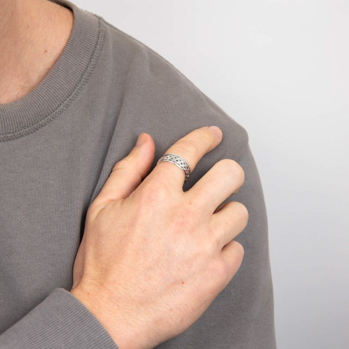 Sterling silver Celtic spinning ring.