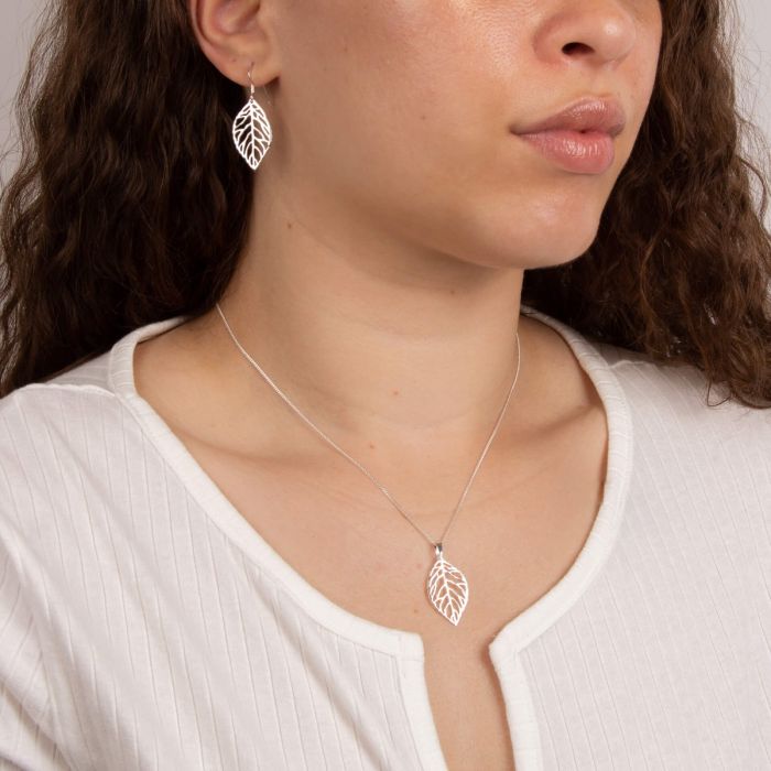 silver cut out leaf pendant and chain with earrings - Carathea jewellers