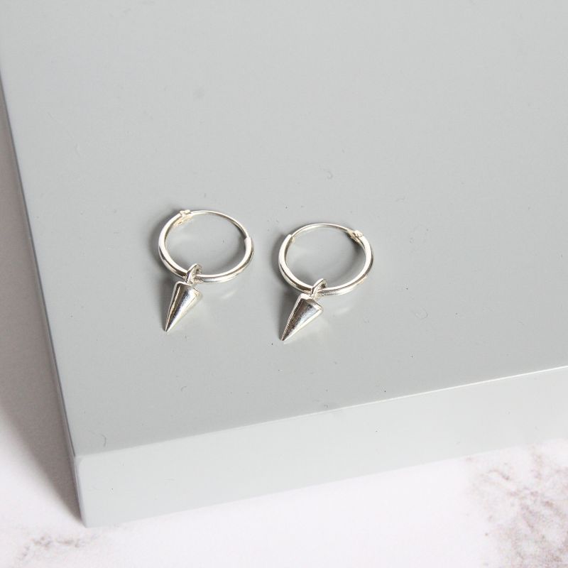 silver small hoop earrings with cone charm dangle | Carathea