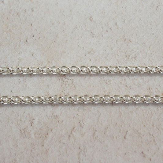 Silver spiga link chain necklace | Carathea