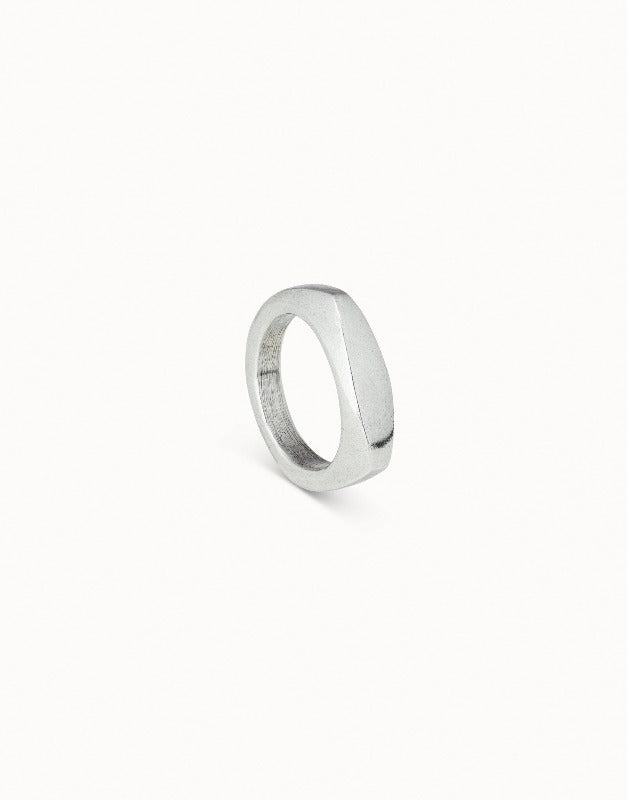 Uno do 50 Thin signet ring unisex - Carathea jewellers