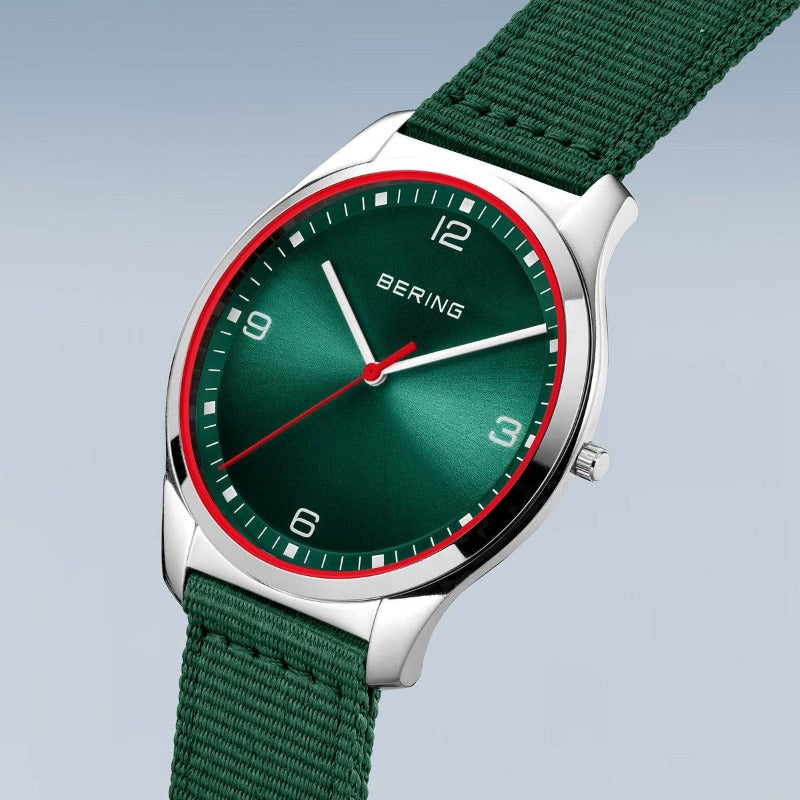 Bering men's watch in green with nato green strap Watches Carathea