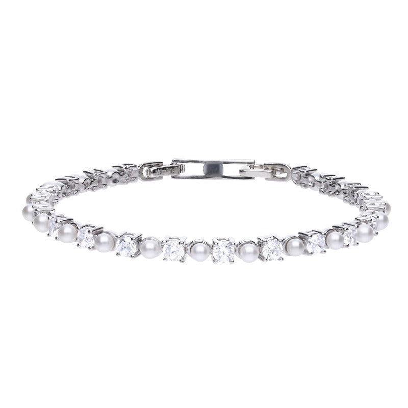 Diamonfire Pearl and Zirconia Bracelet Bracelets & Bangles DIAMONFIRE