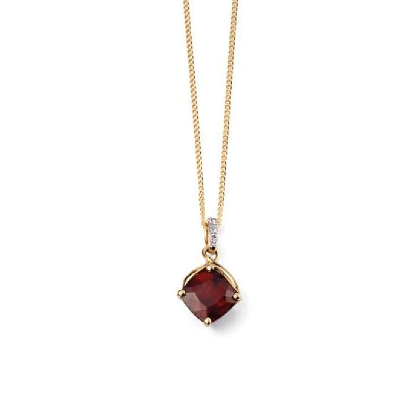Gold Pendant with Garnet Drop and Diamonds Necklaces & Pendants Carathea 