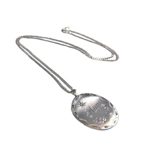Silver 'Mum' Locket set with a Diamond Jewellery Carathea