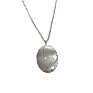 Silver 'Mum' Locket set with a Diamond Jewellery Carathea